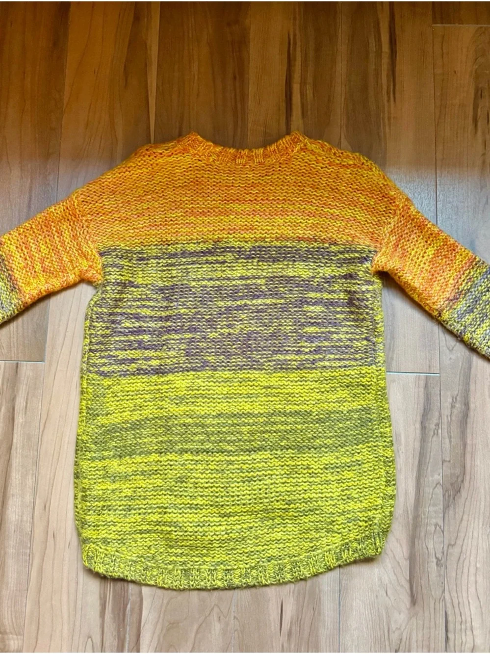 Ombre Crewneck Sweater - Picture 3 of 4